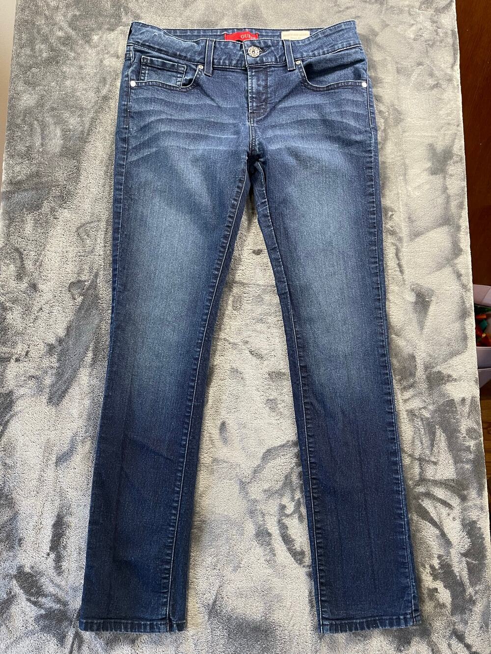 GUESS Denim Jeans Size 30 Waist Slim Leg Medium Wash Triangle Patch